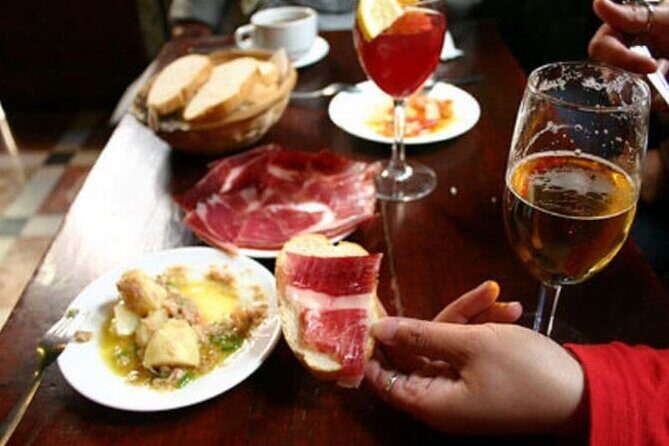 Private Tapas Tour in Barcelona with local guide - Key Points