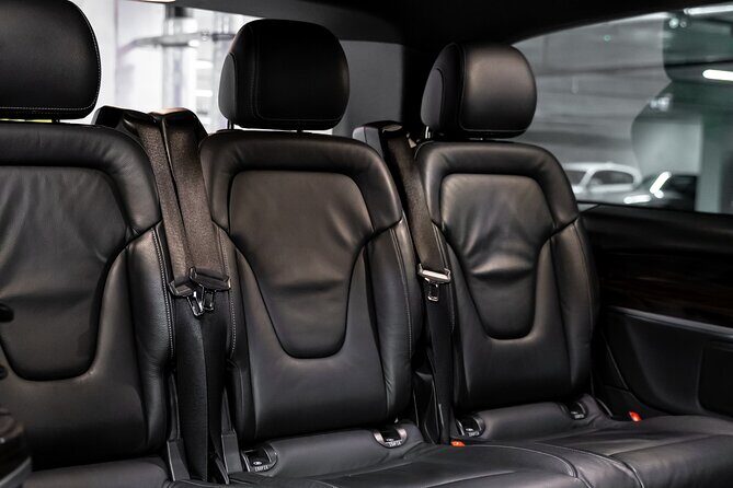 Private Taxi Airport Transfer to or from Schiphol Airport (AMS) - FAQs