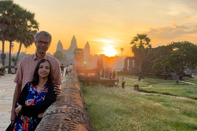 Private Taxi tour: Explore Angkor Temples with Sunrise - A Thorough Look at the Experience