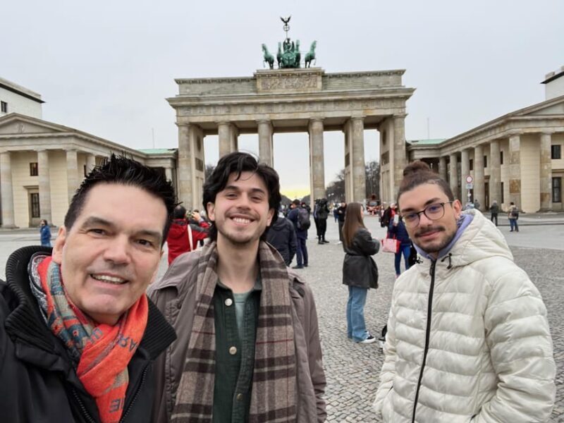 Private Taxi Tour through Berlin Extended & Relaxed ca 6-8h - The End of the Day & Drop-off