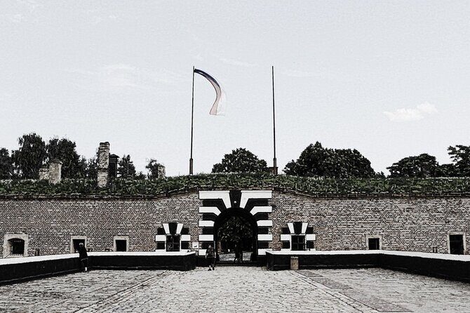 Private Terezin Nazi camp tour from Prague All-Inclusive - A Day in Terezin: What to Expect