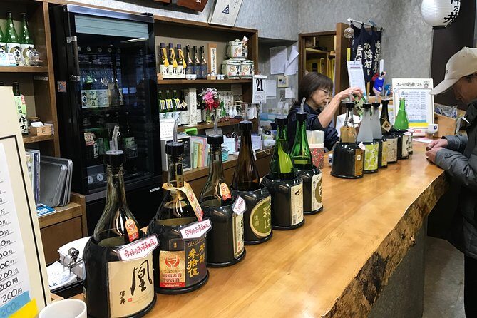 Private Tokyo Local Food and Drink Tour with a Bar Hopping Master - Practical Tips for Booking & Participation