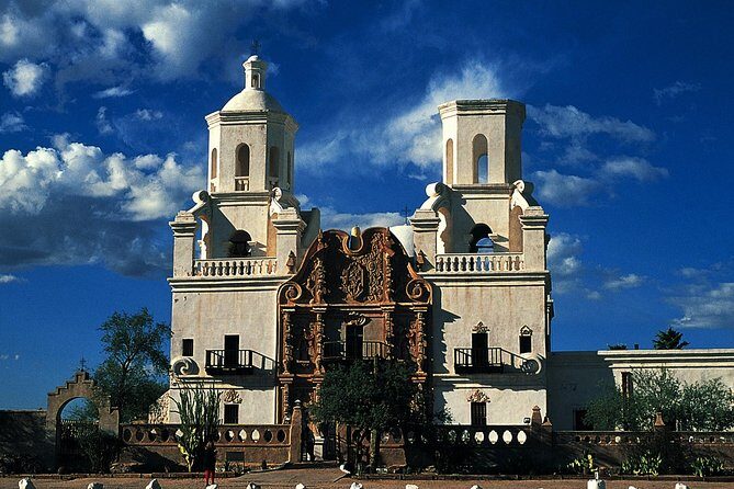 Private Tombstone Arizona and San Xavier Mission Day Trip - A Closer Look at the Itinerary
