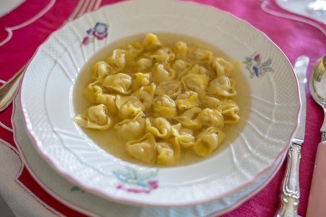Private Tortellino Masterclass at a Cesarina's home with tasting in Bologna - Key Points