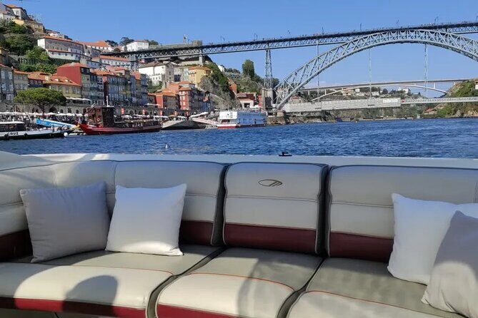 Private Tour 1h: Foz, Ribeira and Pte. D.luis, group price up to 6px - FAQ