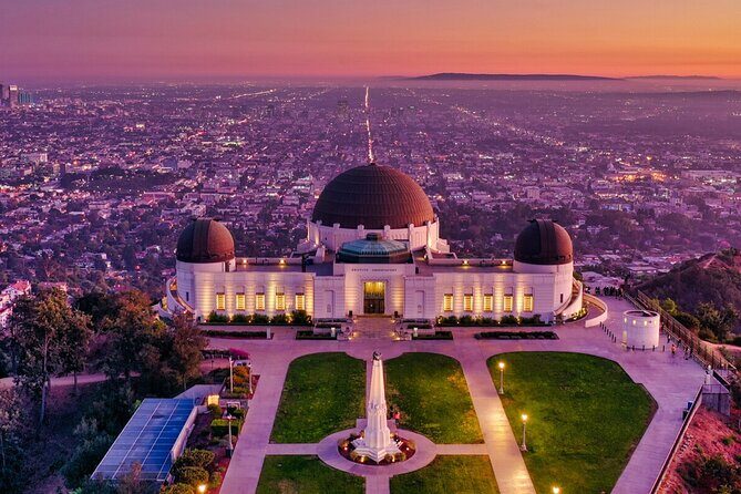 Private Tour 6 seats Los Angeles and Hollywood from Las Vegas - Frequently Asked Questions