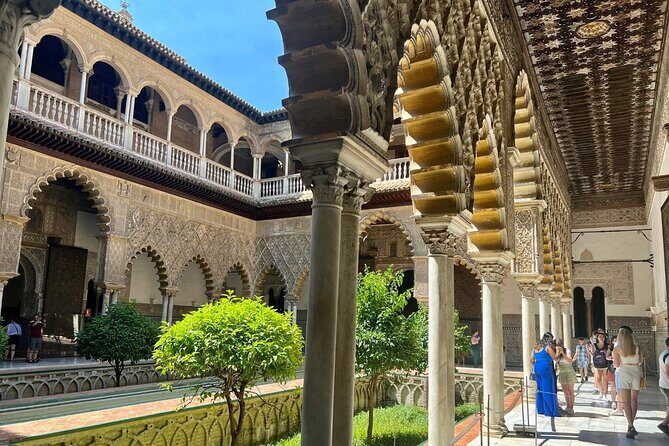 Private Tour Alcazar Seville Cathedral and Giralda Tower Climb - An In-Depth Look at the Tour Experience