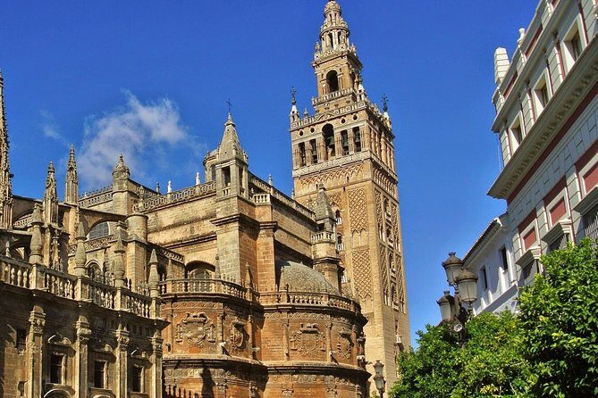 Private Tour Alcazar Ticket and Seville Cathedral - A Closer Look at the Tour Experience