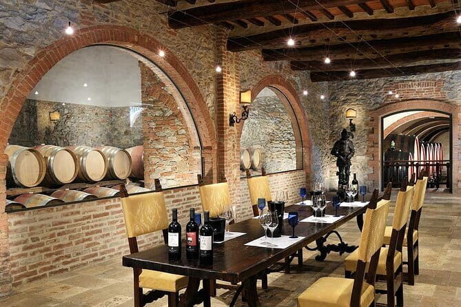 Private Tour and Wine Tasting at Castle-Wineries in Chianti from Florence - Itinerary Breakdown: What to Expect at Each Stop