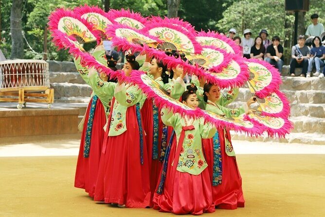 Private Tour around Suwon UNESCO Fortress and Korea Folks Village - Practical Aspects and What to Expect