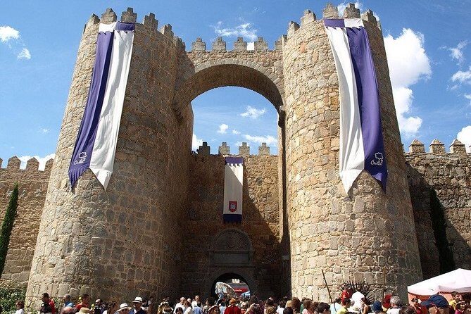 Private Tour Ávila - Segovia from Madrid with Tapas Route - Who Is This Tour Best For?
