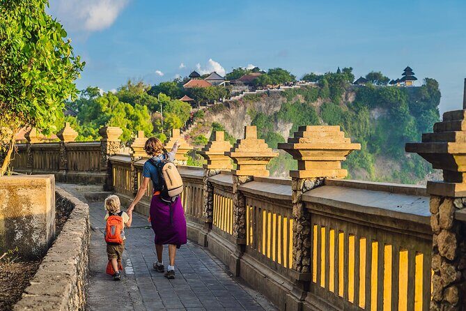 Private Tour Bali Beaches and Uluwatu Temple with Dinner - Key Points