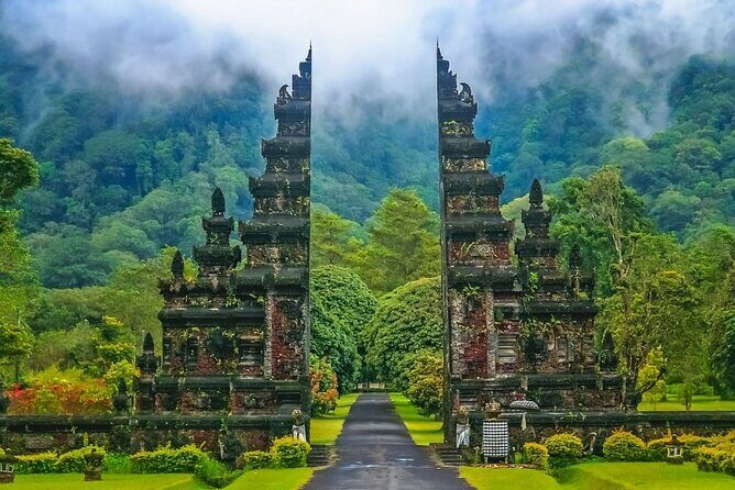Private Tour : Bali Bird park and Tegenungan Waterfall - A Deep Dive Into the Tour Experience