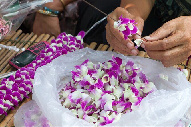 Private Tour : Bangkok Night Private Tuk Tuk Tour and Street food - FAQs