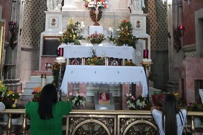Private Tour Basilica of Guadalupe with Transportation - Second Stop: Basilica de Santa Maria de Guadalupe