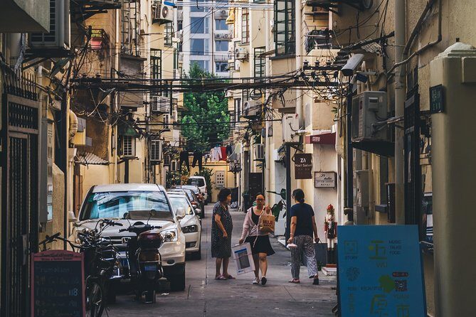 Private Tour: Best of Shanghai City Sightseeing - Transportation and Practicalities