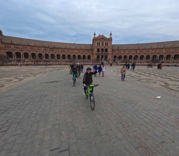 Private Tour by bike with Alcazar Guided Visit without ticket - Final Thoughts