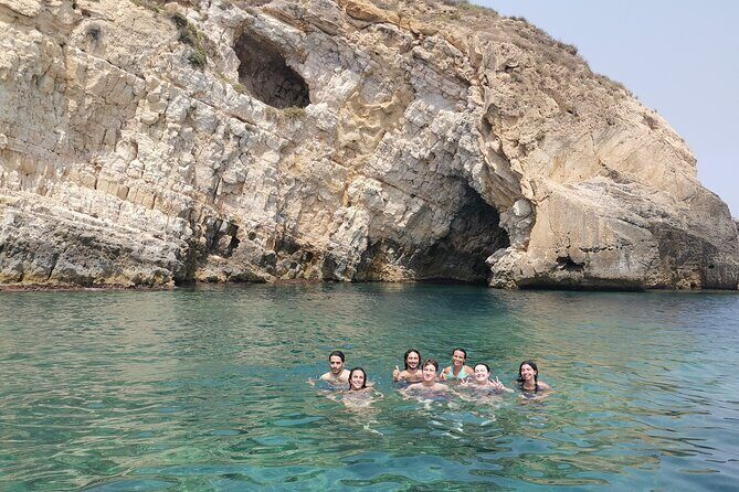PRIVATE TOUR by Boat Sea Caves on the Island of Ortigia - The Enchanting Sea Caves and the ‘Two Brothers’ Cove