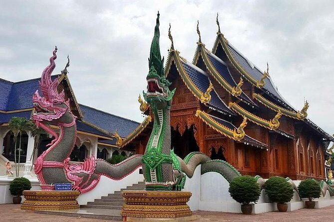 Private tour Chiang Dao cave ,Temples,Sticky waterfall - Analyzing the Price and Value