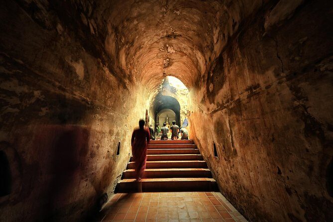 Private Tour: Chiang Mai Wat Umong and Doi Suthep by Night - FAQ