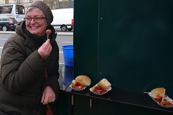 Private Tour: Daytime Food Tour Trends & Classics - A Deep Dive into the Food Tour Experience