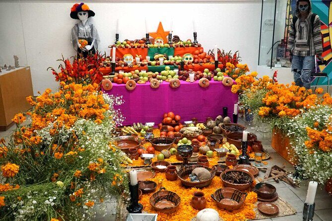 Private tour Dia de Muertos in Mixquic transportation and bread of the dead - The Sum Up