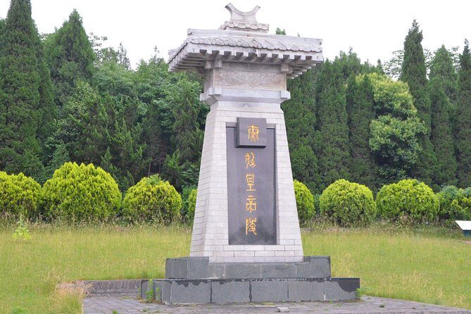 Private Tour: Essential Xian Day Tour including Terra Cotta Warriors and Horses - FAQ