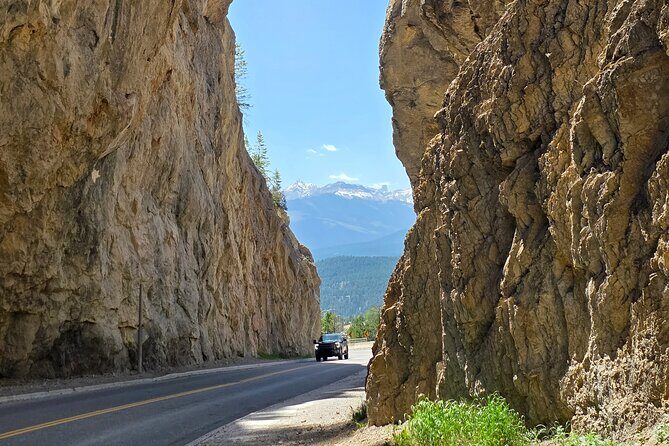 Private Tour Experience at Radium Hot Springs and Kootenay Park - Key Points
