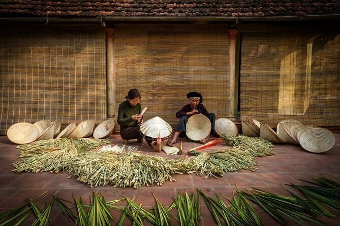Private Tour Explore Incense Village & Duong Lam Ancient Village - Who Will Love This Tour?