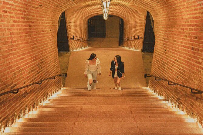 Private tour Freixenet Winery & Peña de Bernal - FAQ