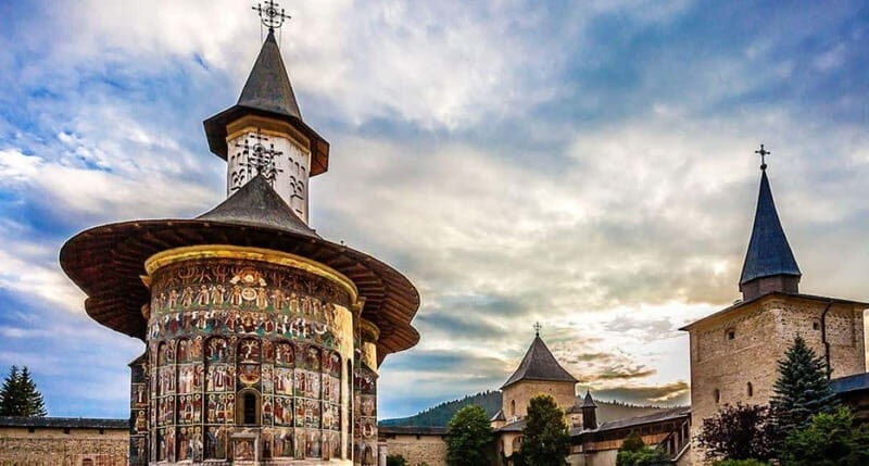 Private Tour from Bucharest to Painted Monasteries-UNESCO - A Deep Dive into the Painted Monasteries of Bucovina