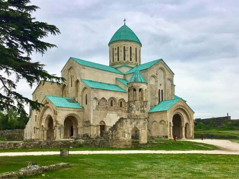 Private tour from KUTAISI: Bagrati, Gelati and Motsameta - The Practical Side: What to Expect