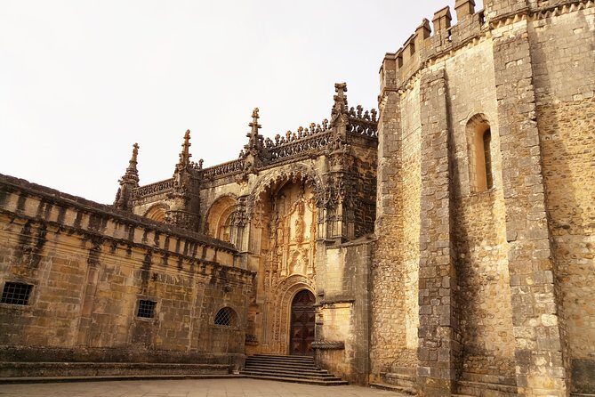 Private Tour from Lisbon: Knights Templar, Tomar (UNESCO Site) 9H - Lunch Break at Castelo de Bode