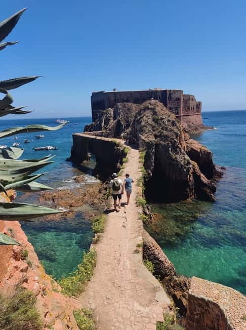 Private tour from Lisbon: to Peniche-Berlengas and back - A Deep Dive Into the Experience
