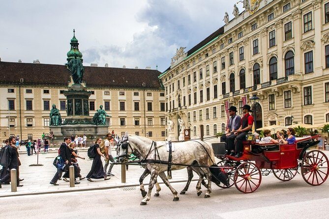 PRIVATE TOUR: From Prague to stunning Vienna with local guide - Who Is This Tour Best Suited For?