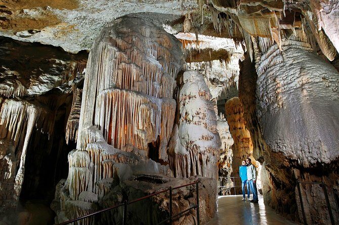 Private Tour from Zagreb: Ljubljana, Postojna & Predjama Castle - Key Points