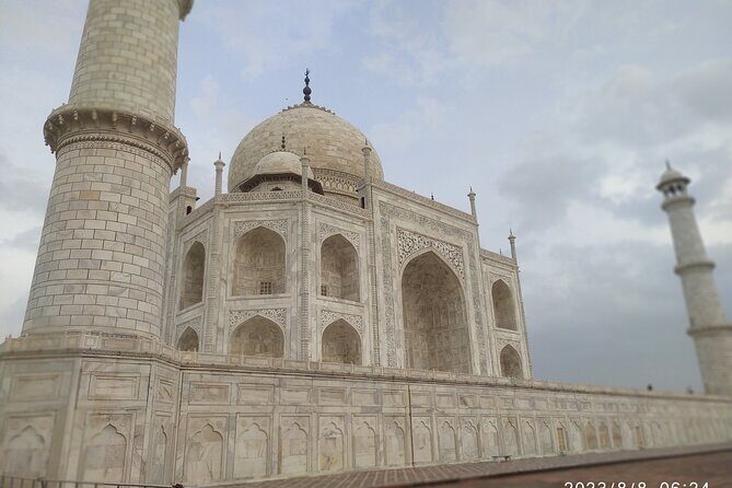 Private Tour guide for Taj Mahal - Practical Details and Tips