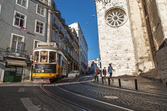 Private Tour: Historical Lisbon and Sintra Essence 8H - FAQ