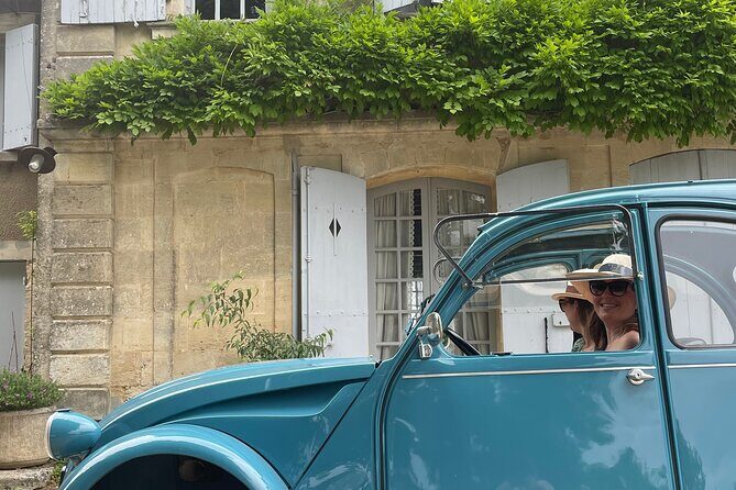 Private Tour in 2cv in the Vineyards with Tasting and Picnic - The Experience and Itinerary Breakdown