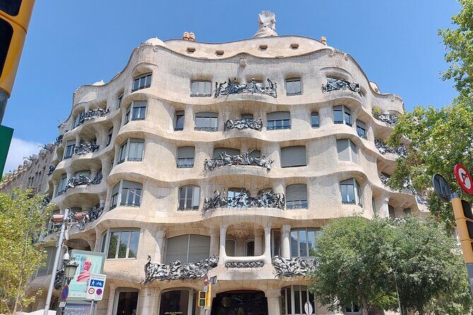 Private tour in Barcelona - Exploring the Itinerary in Detail