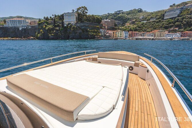 Private tour in Premium Yacht from Sorrento to Capri and Positano - The Sum Up
