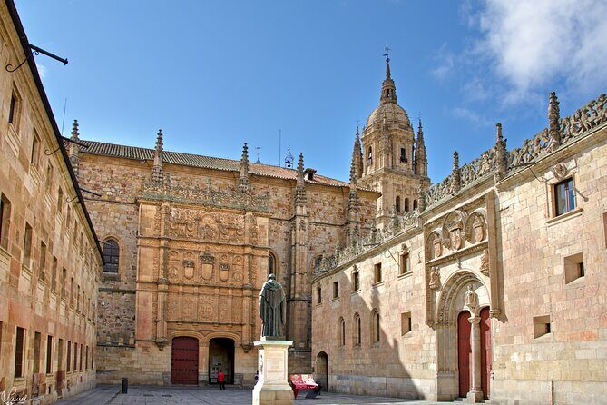 Private Tour in Salamanca Universitaria - Key Points