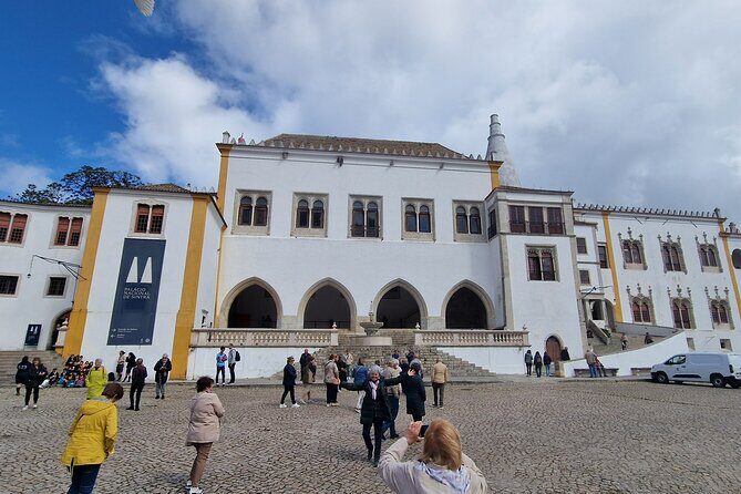 Private tour in Sintra, Cabo da Roca with wine tasting. - Who Should Consider This Tour?