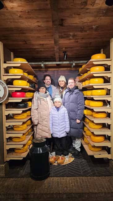 Private tour in Tesla, Zaandam, Zaanse Schans & Volendam. - Key Points