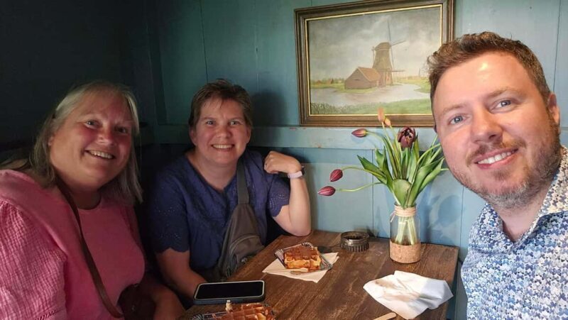 Private tour in Tesla, Zaandam, Zaanse Schans & Volendam. - Unpacking the Experience: What to Expect from the Tour