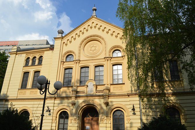 Private tour: Jewish heritage in Warsaw - An In-Depth Look at the Tour Experience