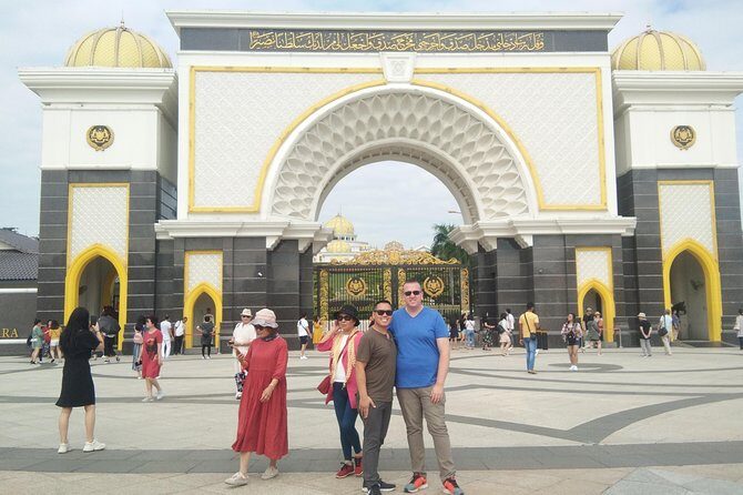 Private Tour Kuala Lumpur Shore Excursion Include Batu Caves - Key Points