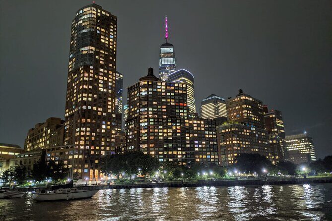 Private tour LI Sound to East River to the Statue of Liberty - Key Points