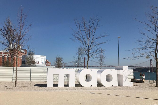 Private tour Lisbon - full day - The Sum Up