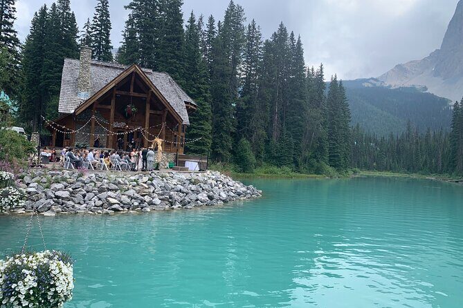 Private Tour Moraine Lake, Lake Louise & Emerald Lake - A Practical Guide to the Lakes of the Canadian Rockies